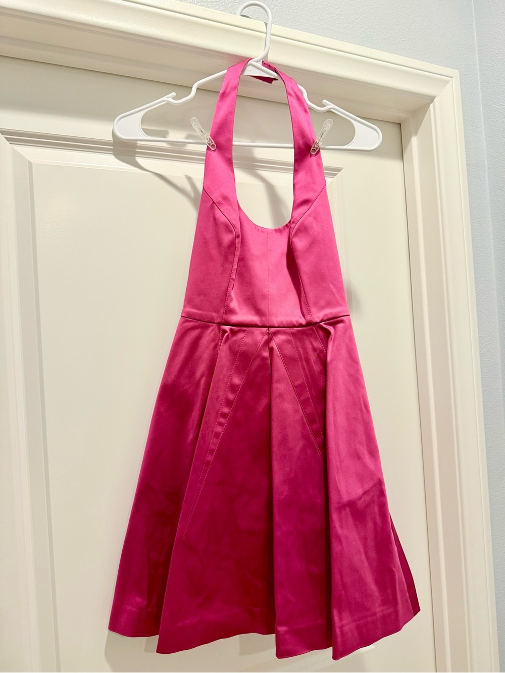 GUESS by Marciano Size 00 Hot Pink Satin Halter Dress Y2K Zip Front